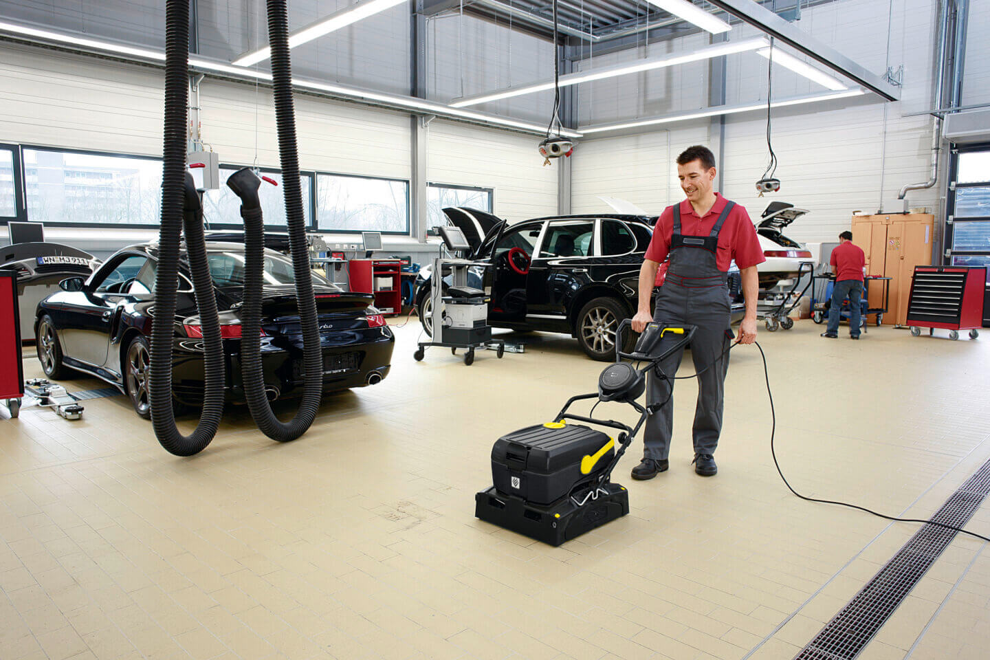 Karcher BR 40/10 C Anniversary Edition Scrubber Dryer - Image 3